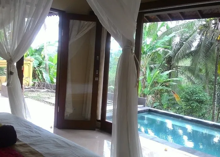 Dukuh Village & Art 3*